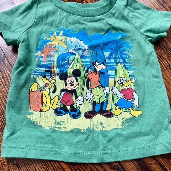 Disney Store T-Shirt (3-6 M) - Picture 2 of 3